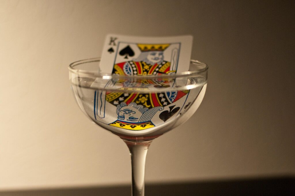 king, playing card, glass, casino, cards, brown casino, brown king, casino, casino, casino, casino, casino